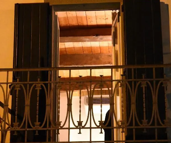 Michelacci מלון *